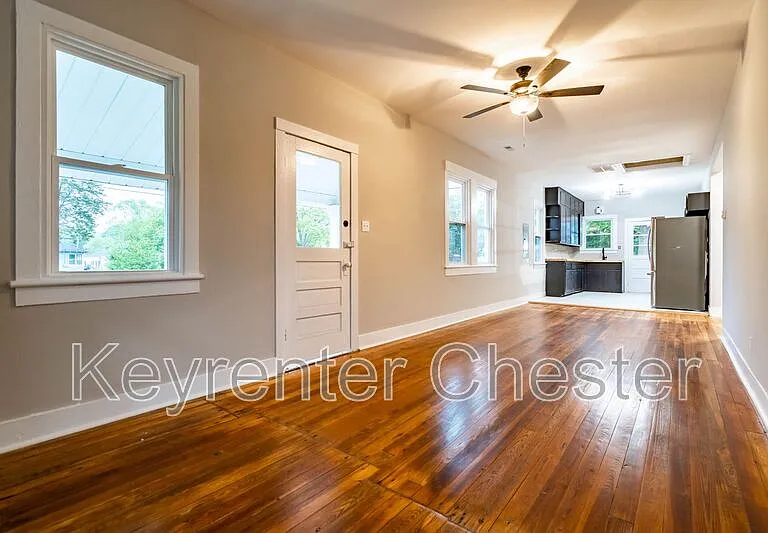 3500 Oaklawn Blvd — Photo 7