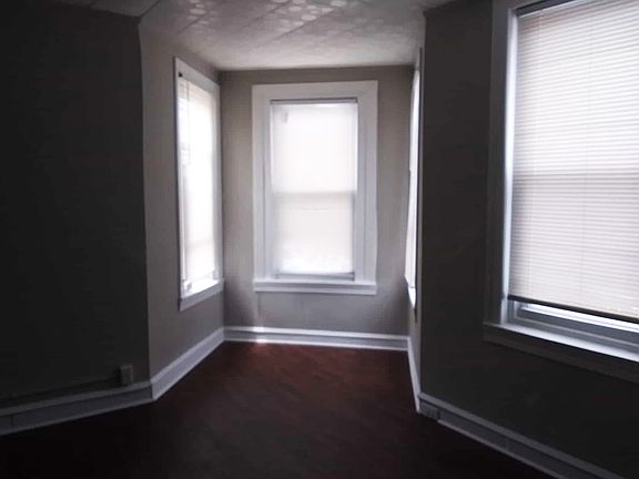 4th image of 420 W Ruscomb St #2NDFRONT
