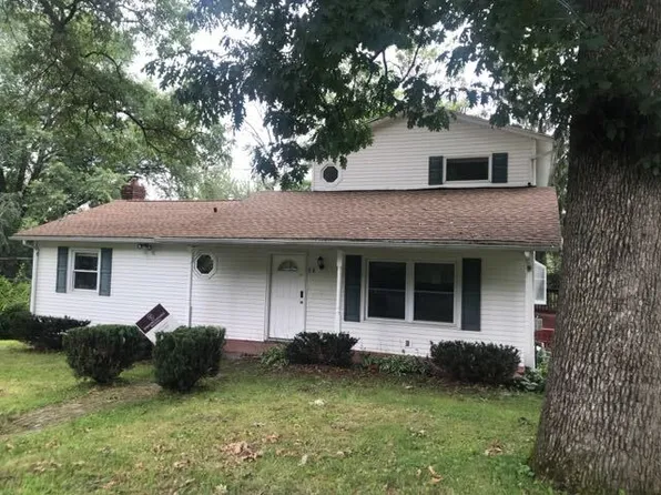 72 Staub Rd, Shavertown, PA 18708