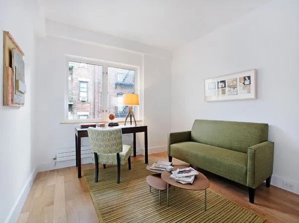 41 Seventh Avenue South image 1 of 10