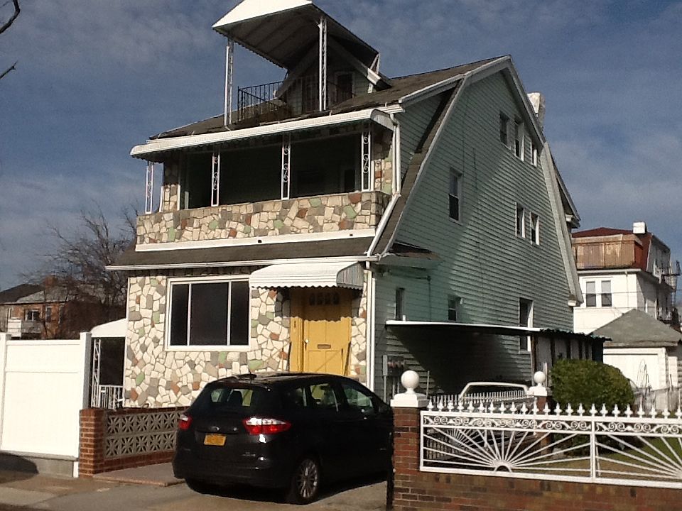 2nd image of 3733 Cypress Ave