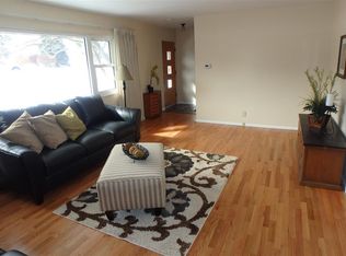 16269 Shamrock Dr, Mishawaka, IN 46544