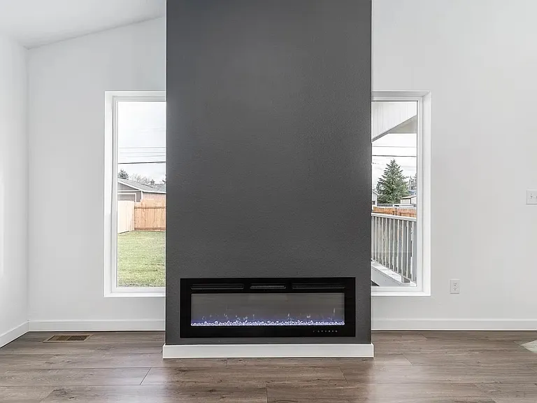 1020 E Decatur Ave — Photo 9