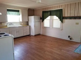 56 Clinton Ave APT 3, Winslow, ME 04901