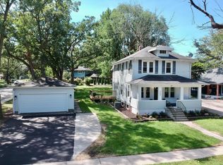 327 W South St, Crown Point, IN 46307