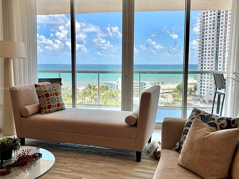 1 N Ocean Blvd #1004 — Photo 3