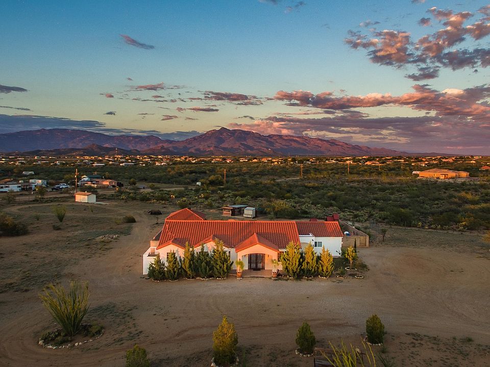 3211_E_Rincon_View_Dr.-3[1]