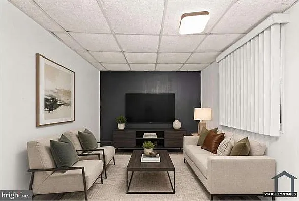 111 Shetland Cir #6 — Photo 3