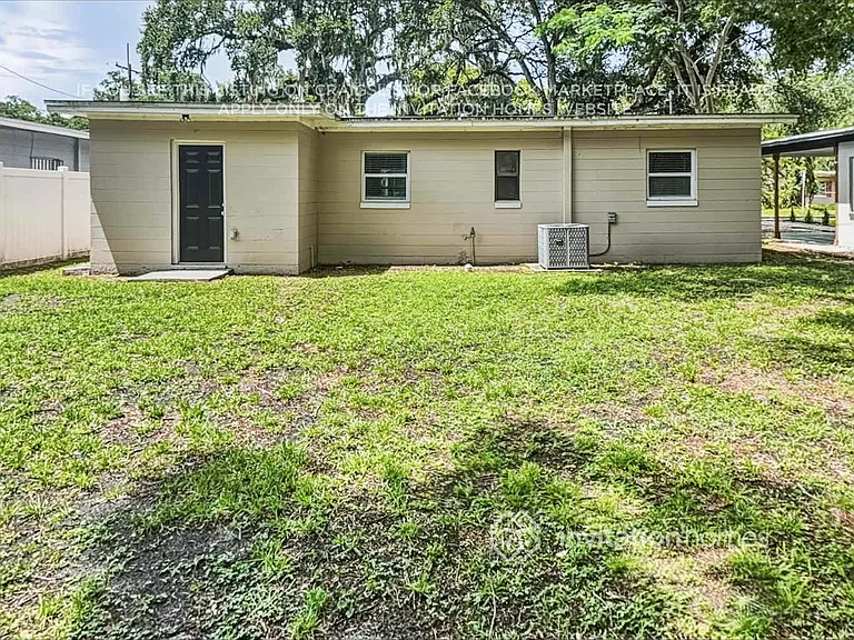 904 Citrus St — Photo 14