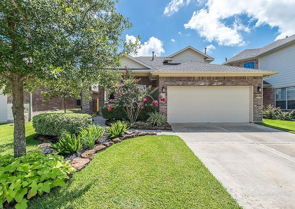 1st image of 6031 Starbrook Creek Dr