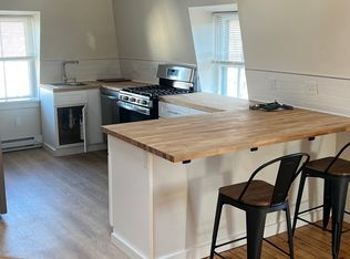44 E Bowery St #3, Newport, RI 02840