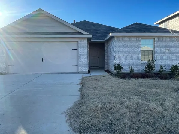 5111 Knob Hill Dr, Denton, TX 76207