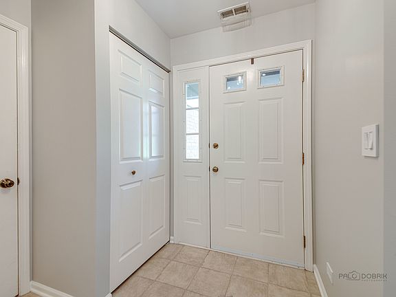 3rd image of 722 Ascot Ct #103A