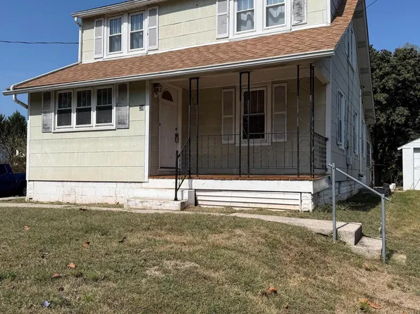 34 W Hanover St, Gettysburg, PA 17325