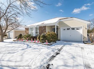 19 Sequoia Ct, Barnegat, NJ 08005
