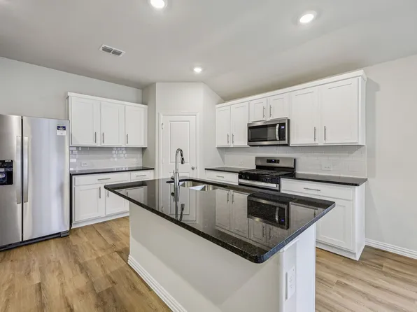 2120 Santa Anita St, Seagoville, TX 75159
