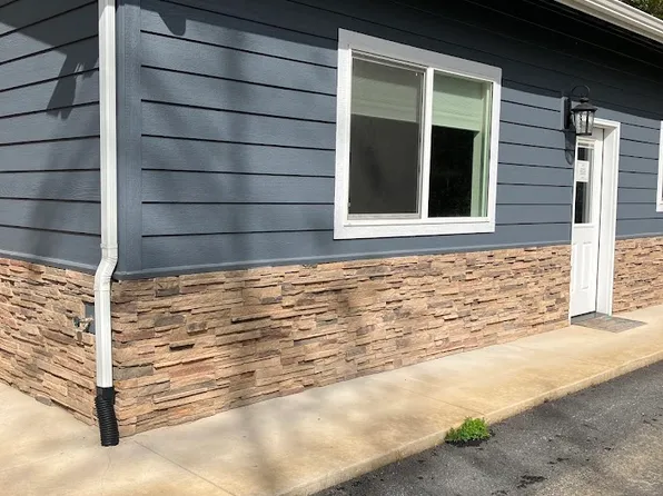 1105 Granite Hill Rd #2, Grants Pass, OR 97526