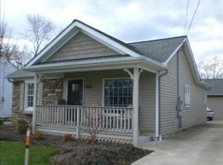 1216 E 362nd St, Eastlake, OH 44095