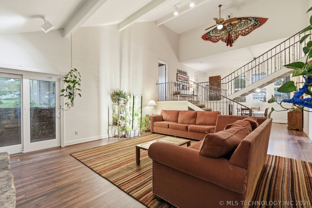209 Walnut Cir, Grove, OK - More
