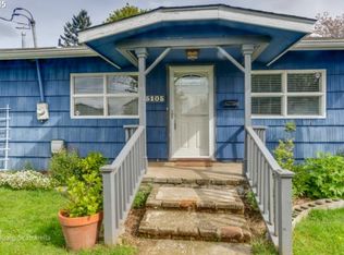 5105 SE Flavel Dr, Portland, OR 97206