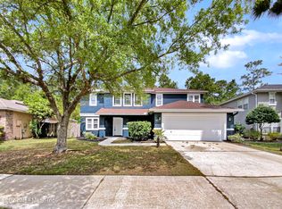 1315 Dunns Lake Dr, Jacksonville, FL 32218