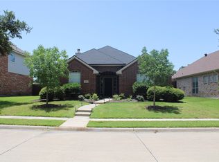 9383 Homestead Ln, Frisco, TX 75033