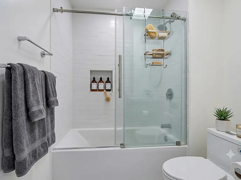 1441 S Bedford St #103 — Photo 2