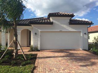 1607 Parnell Ct, Naples, FL 34113