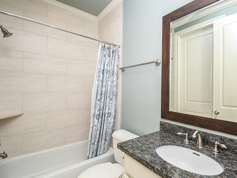 2222 Hilshire Lake Dr — Photo 7