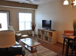 4955 17th Ave SW APT 211, Fargo, ND 58103