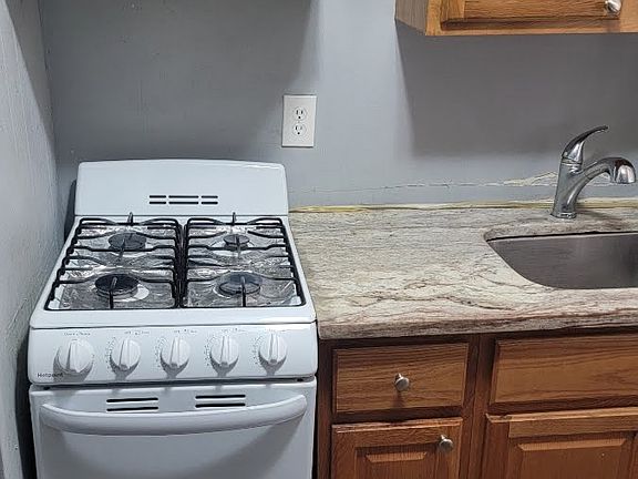 5th image of 7519 1st Ave Floor 3