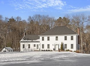 10 Seten Cir, Andover, MA 01810