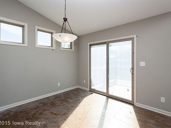 2nd image of 117 4th St NW