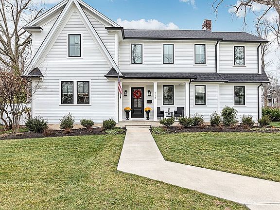 4th image of 210 Midwood Pl