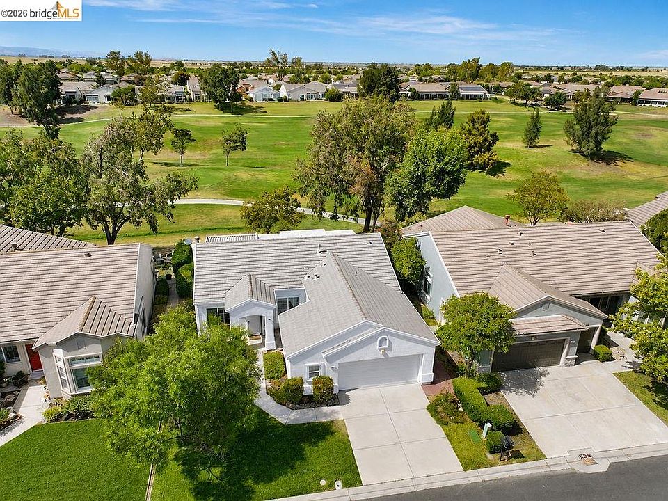 1st image of 2031 Saint Andrews Dr