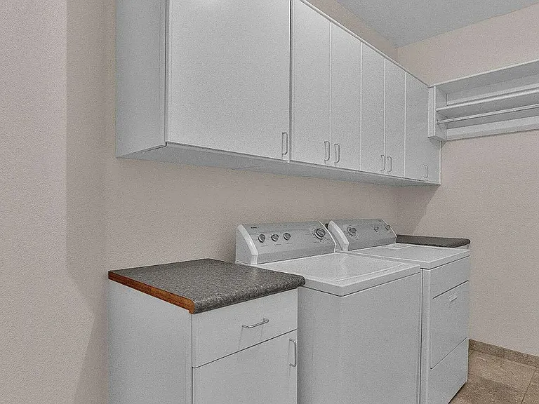 3110 W Baylor Ln — Photo 22