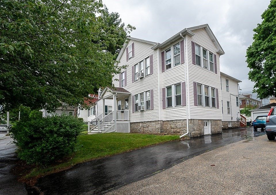 69 Upsala St, Worcester, MA 01610 Zillow