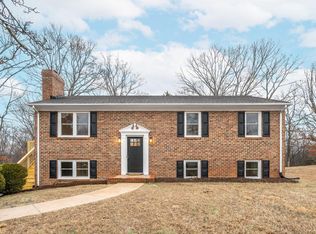 266 Arrowhead Dr, Madison Heights, VA 24572