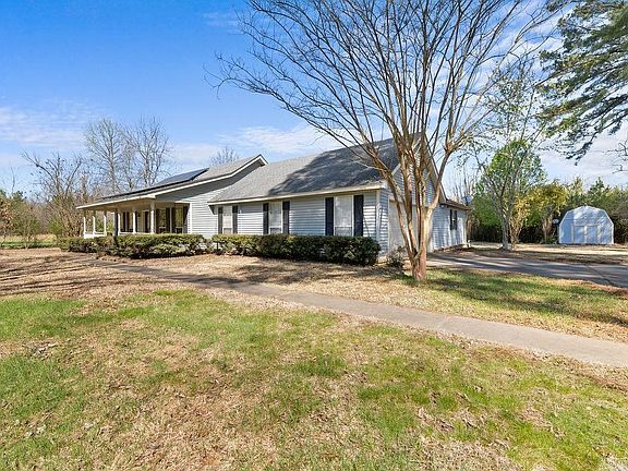 5th image of 144 Ponderosa Dr