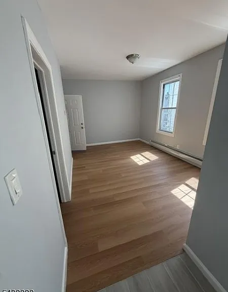 458 Livingston St #2 — Photo 6