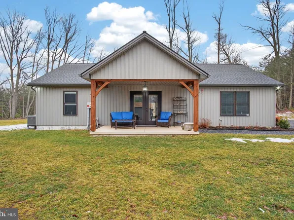 885 Peach Ridge Rd, Elliottsburg, PA 17024