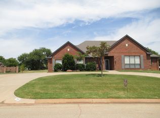 1702 Canyon Bluff Rd, Guthrie, OK 73044