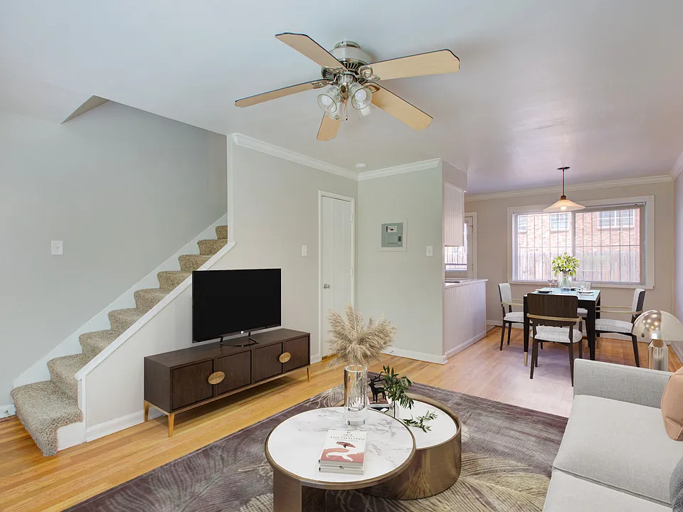 1330 Josephine St