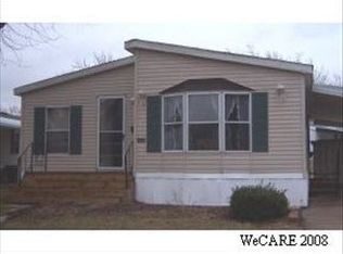 1121 Crestwood Dr, Lima, OH 45805