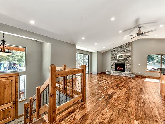 4th image of 2142 Cornelian Dr