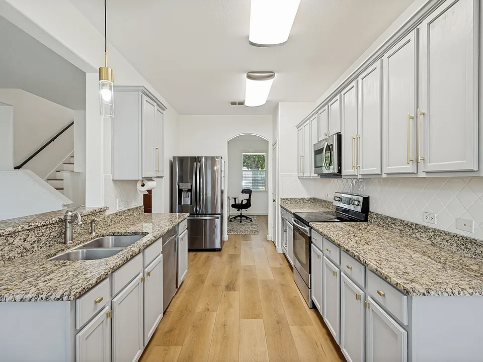 1006 Partridge Dr