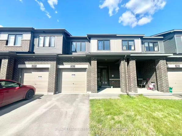 261 Elsie Macgill Walk, Ottawa, ON K2W 0K7