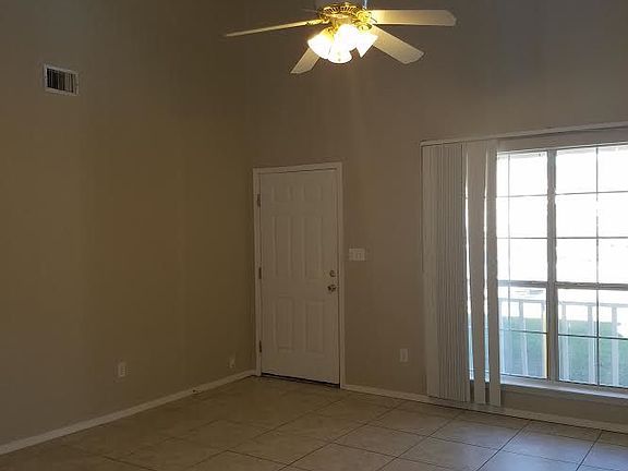 3rd image of 109 Mirabelle Cir