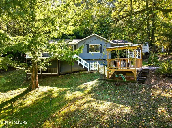 10000 Sugar Pine Ct, Powell, TN 37849