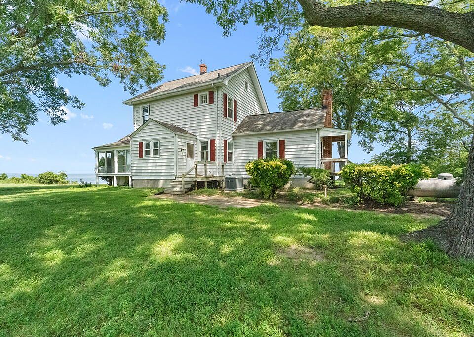 1st image of 1126 Cloverdale Rd